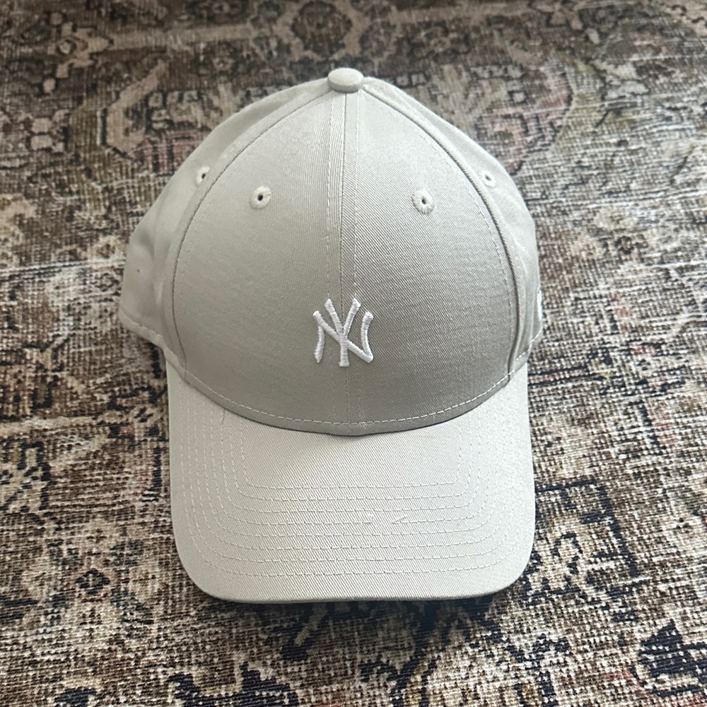 NY ball cap